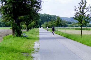Fuss - und Radweg nach Bad Birnbach